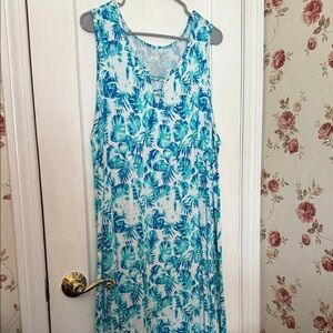 🩵 Terra & Sky Blue and White Leaf Print Top Sz 2X NEW